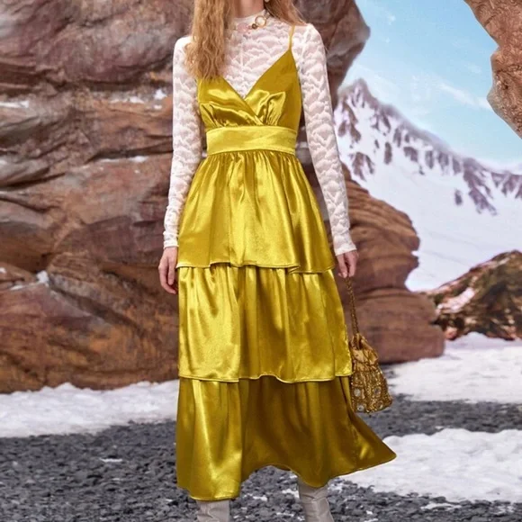 green emerald velvet dress SHEIN SXY One Shoulder Ruched Split Thigh Metallic Dress, M1468154, Gold,  XS: Buy Online at Best Price in Egypt
